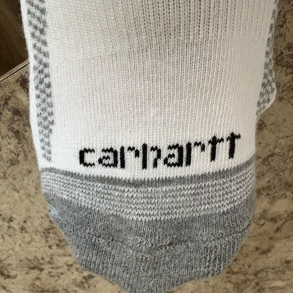 Carhartt Men's Relaxed Fit 32x28 with socks :) - Picture 11 of 12